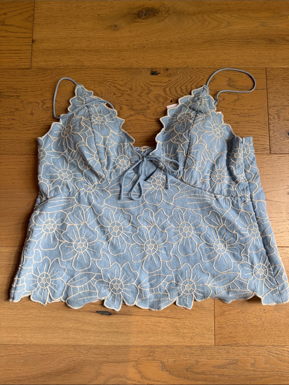 NWT Abercrombie & Fitch Bella Bra-Free Linen-Blend Cami top light blue white - Picture 7 of 12